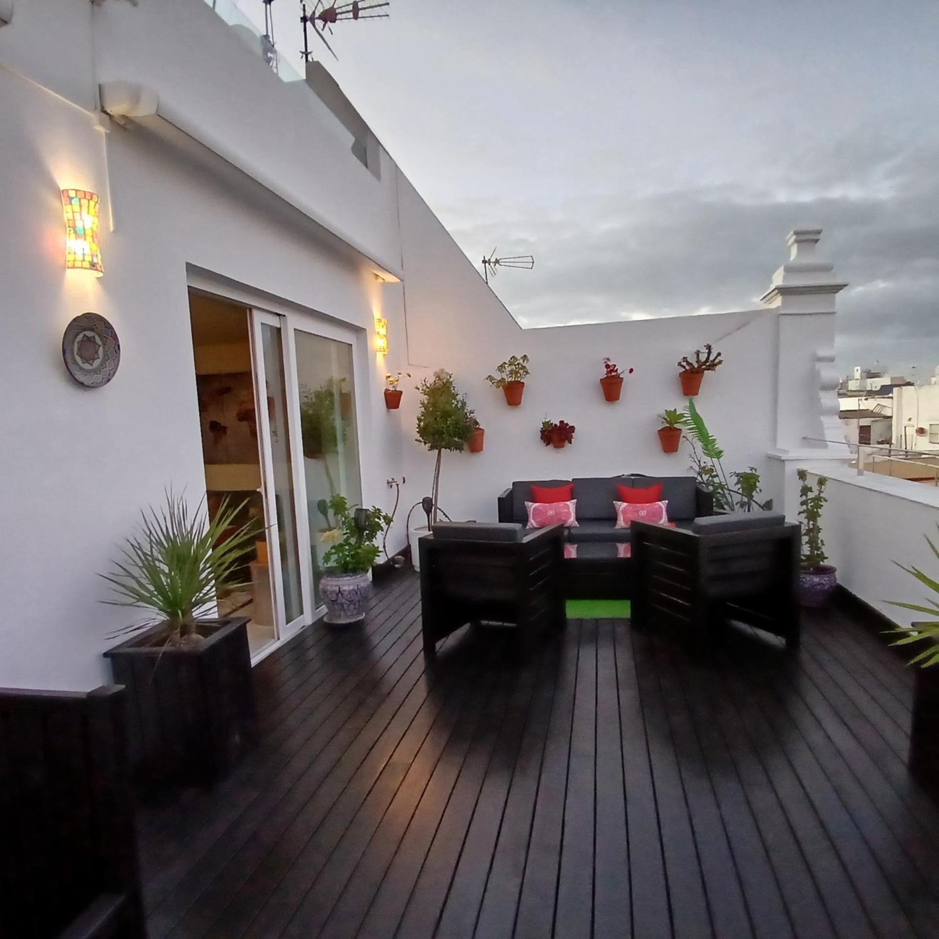 דירות קדיז ***** Attic With Impressive Views And Jacuzzi מראה חיצוני תמונה