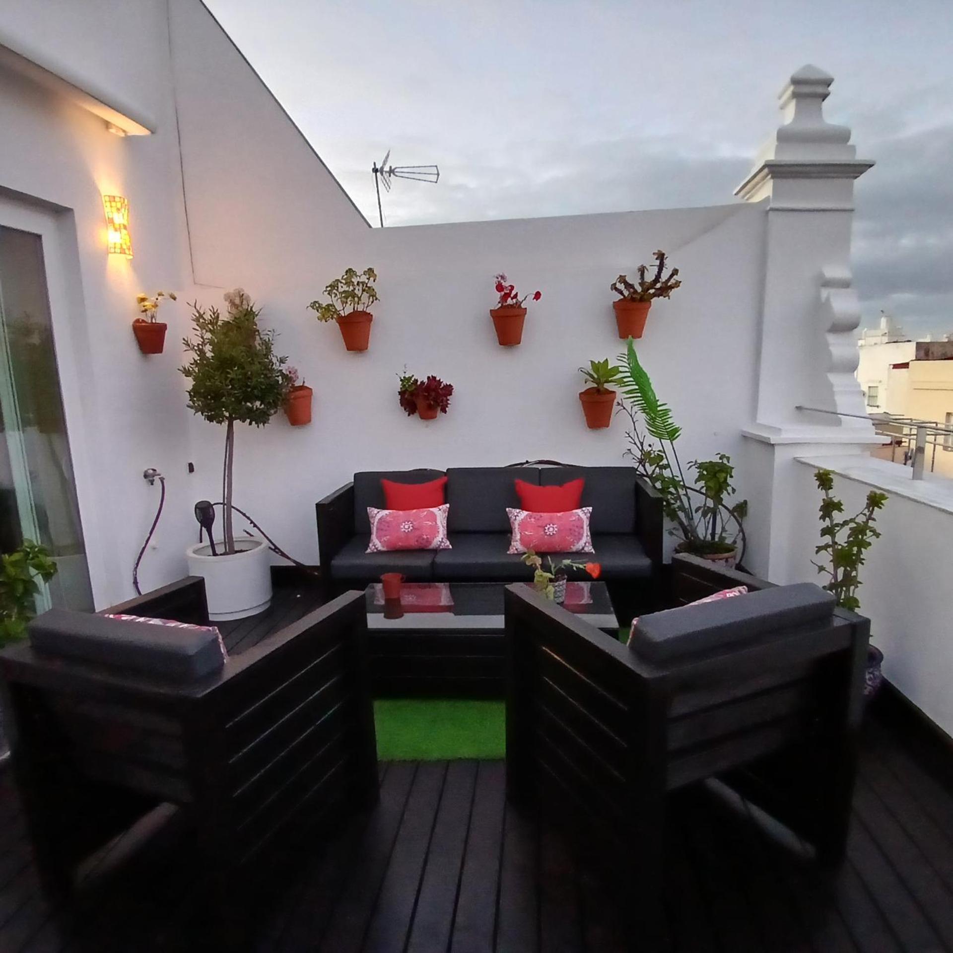 דירות קדיז ***** Attic With Impressive Views And Jacuzzi מראה חיצוני תמונה