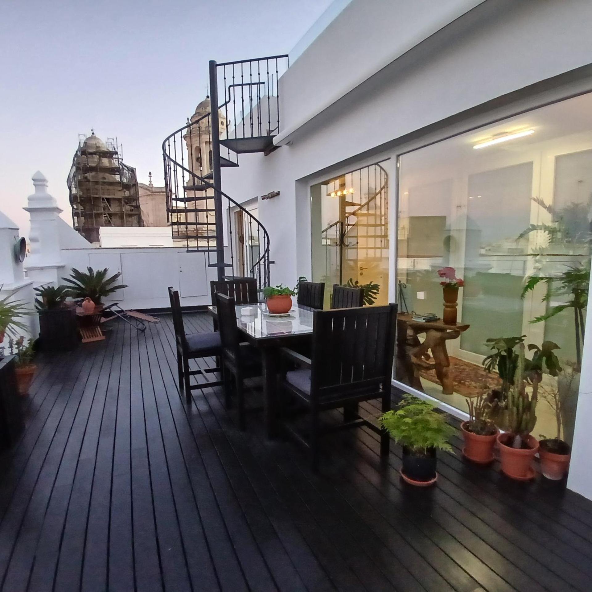 דירות קדיז ***** Attic With Impressive Views And Jacuzzi מראה חיצוני תמונה