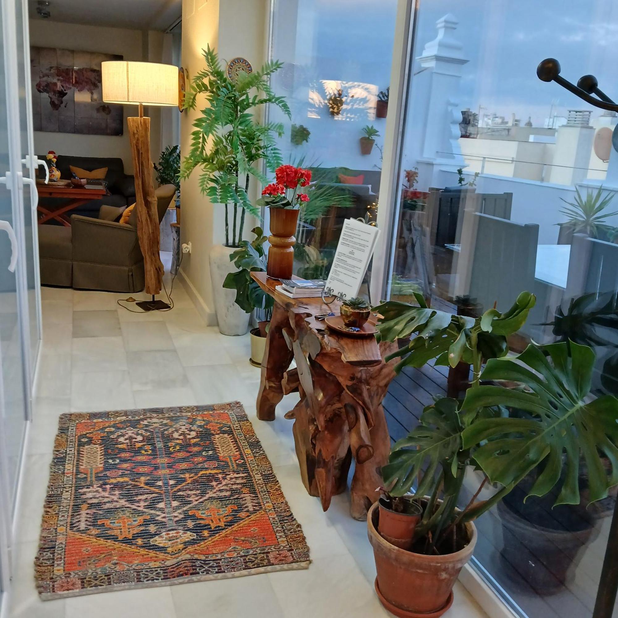 דירות קדיז ***** Attic With Impressive Views And Jacuzzi מראה חיצוני תמונה